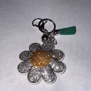 Sparkling Daisy Keychain with Gold Center